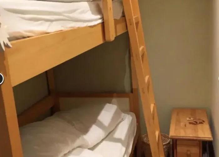 Cosy And Spacious Family Nest With Superb View *