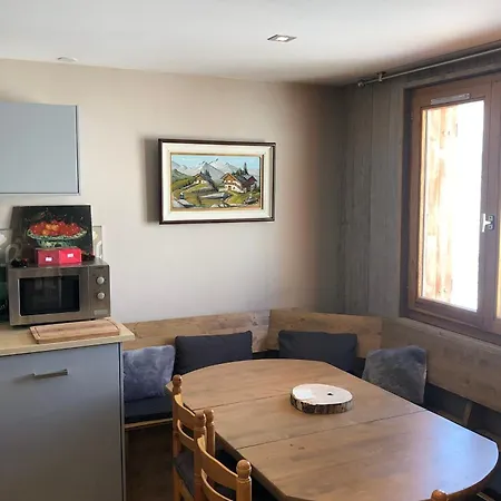 Cosy And Spacious Family Nest With Superb View Chalé